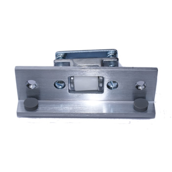 RL1152 ROLLER LATCH WITH ANGLE STOP SATIN CHROME